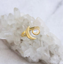 Load image into Gallery viewer, Mesa Blue Moonstone Crescent Moon Ring - Gold