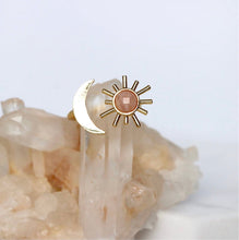 Load image into Gallery viewer, Mesa Blue Peach Moonstone Sun and Moon Ring