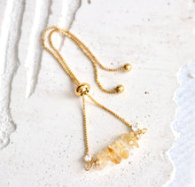 Load image into Gallery viewer, Mesa Blue Citrine Chip Bolo Bracelet
