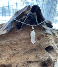 Load image into Gallery viewer, Quartz Wrapped Crystal Necklace
