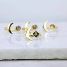 Load image into Gallery viewer, Mesa Blue Labradorite Crescent Moon Ring
