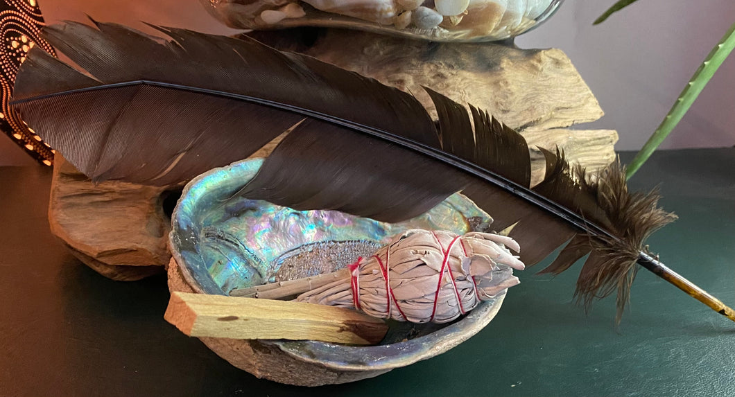 Wolf Spirit Sage 3” White Sage & Palo Santo Smudge Kit